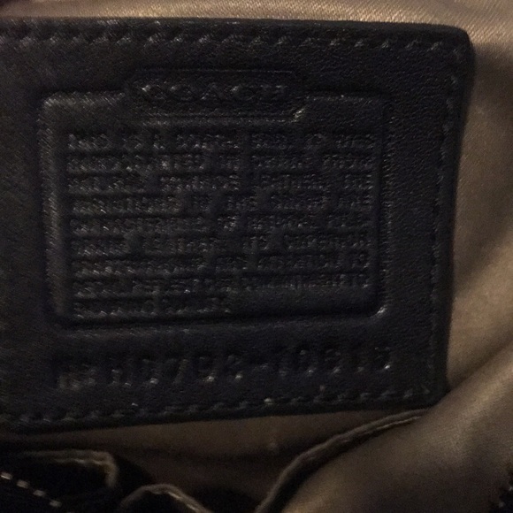 Authentic Coach purse - Picture 3 of 3